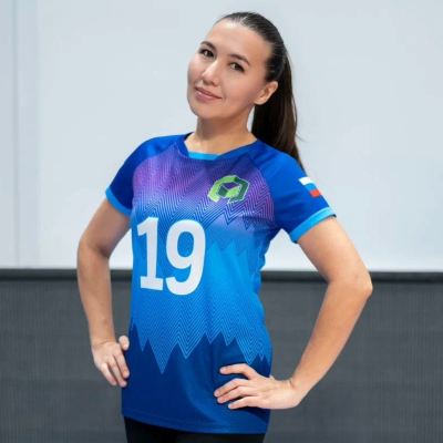 Лина Хусаинова