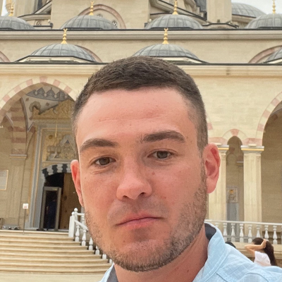 Ильяс Низамутдинов